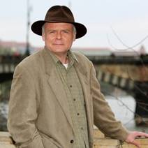 Obálka Vrah je Zahradník