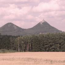 Obálka Máj (2008)