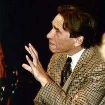 Obálka Kdo židli má, bydlí 1