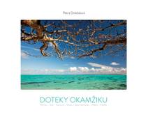 Obálka Doteky okamžiku